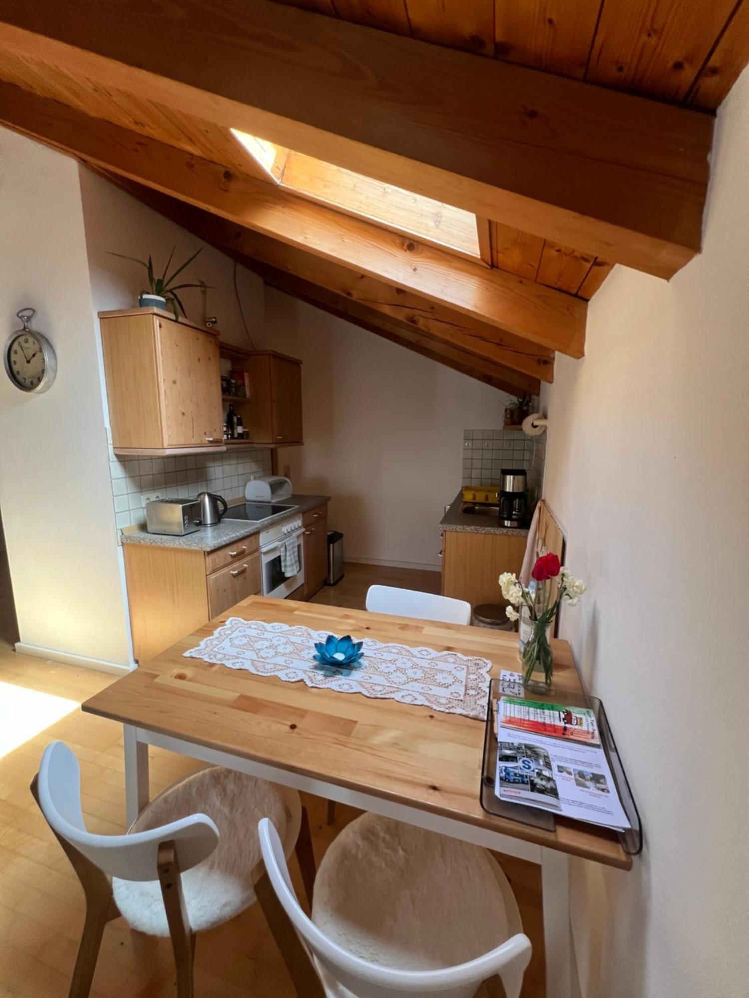 Gemuetliche Dachgeschosswohnung Mit Balkon Ainring Εξωτερικό φωτογραφία
