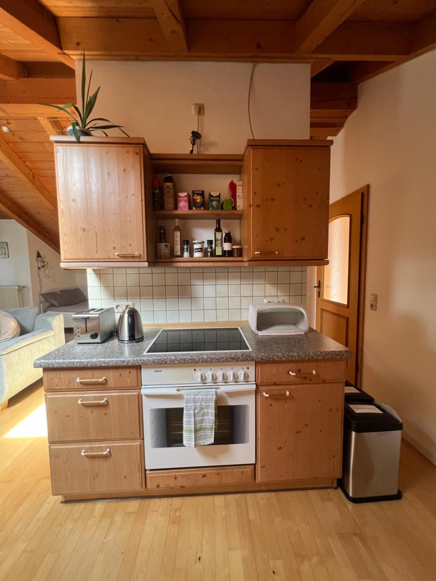 Gemuetliche Dachgeschosswohnung Mit Balkon Ainring Εξωτερικό φωτογραφία